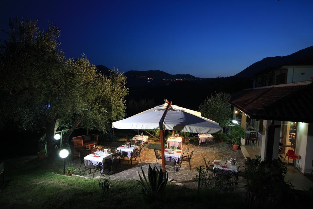 Tenuta Terre Di Bosco Oasi Di Relax Nel Cilento Сан-Джованни-а-Пиро Экстерьер фото