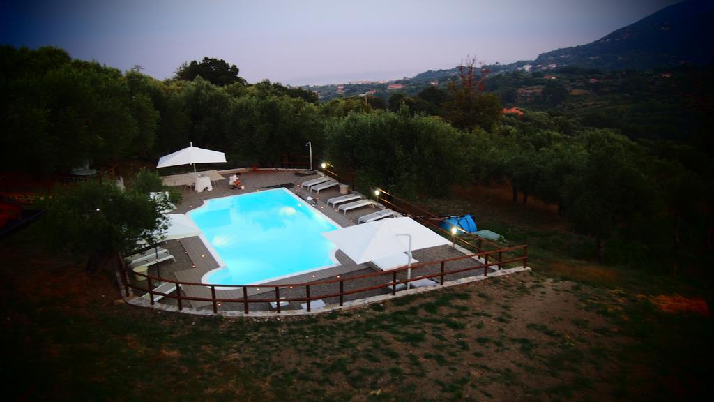 Tenuta Terre Di Bosco Oasi Di Relax Nel Cilento Сан-Джованни-а-Пиро Экстерьер фото