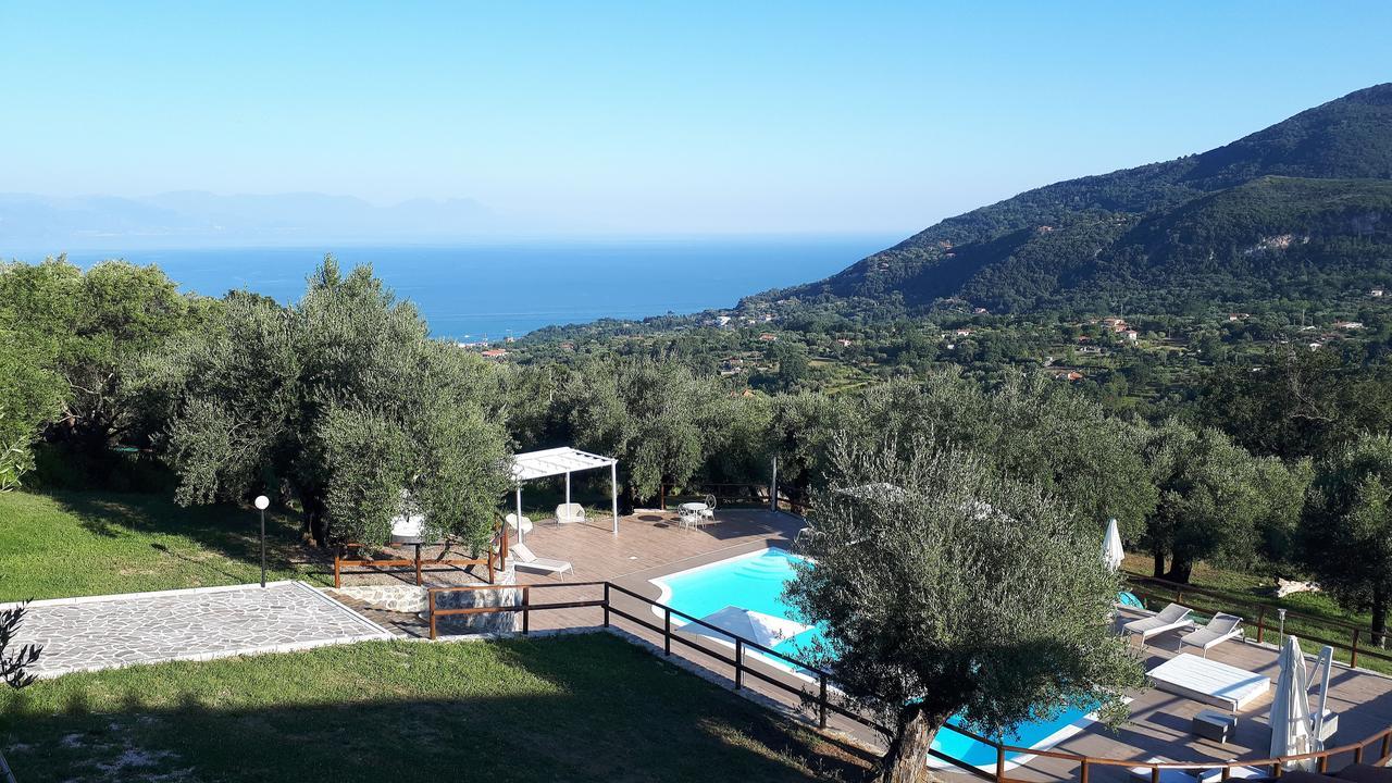 Tenuta Terre Di Bosco Oasi Di Relax Nel Cilento Сан-Джованни-а-Пиро Экстерьер фото